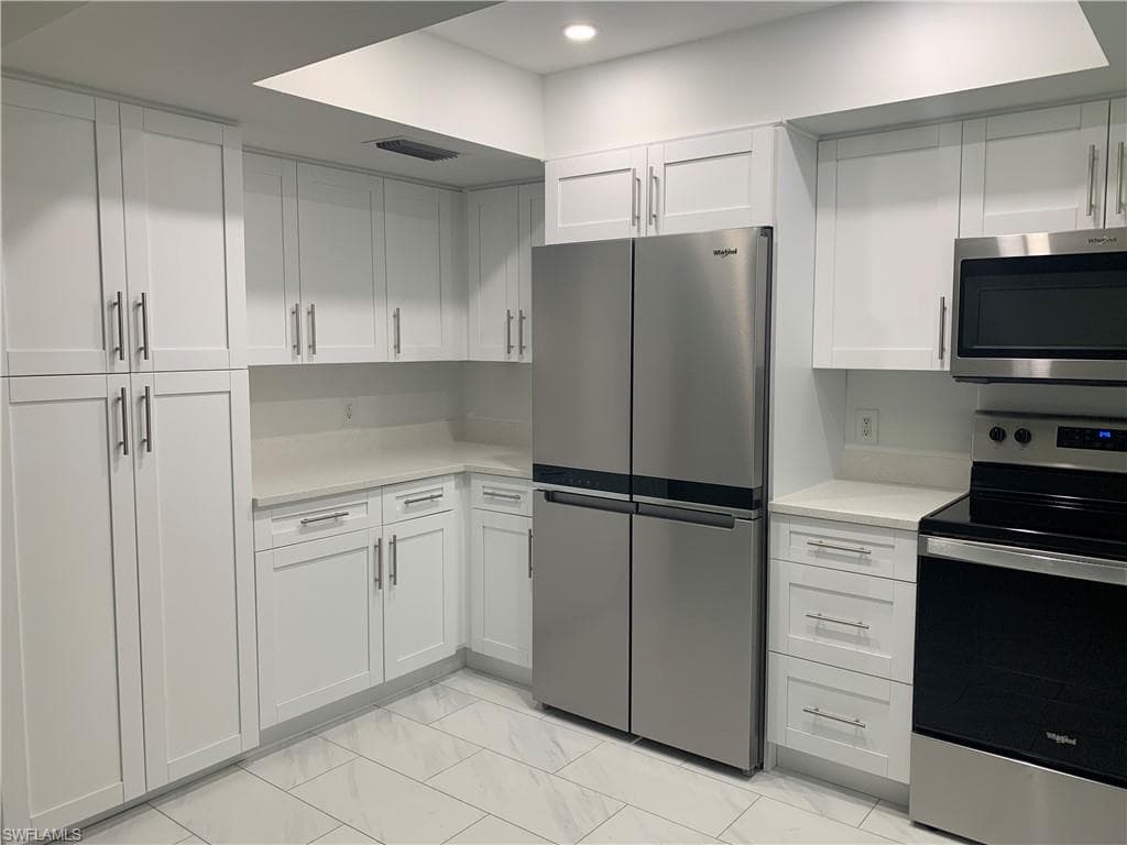 310 Carnaby CT, NAPLES FL 34112-4