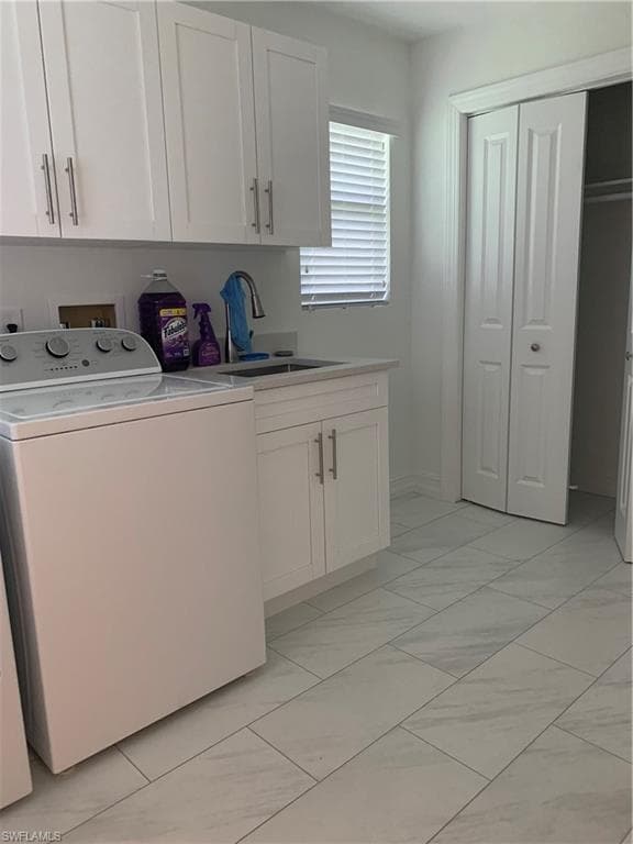 310 Carnaby CT, NAPLES FL 34112-13