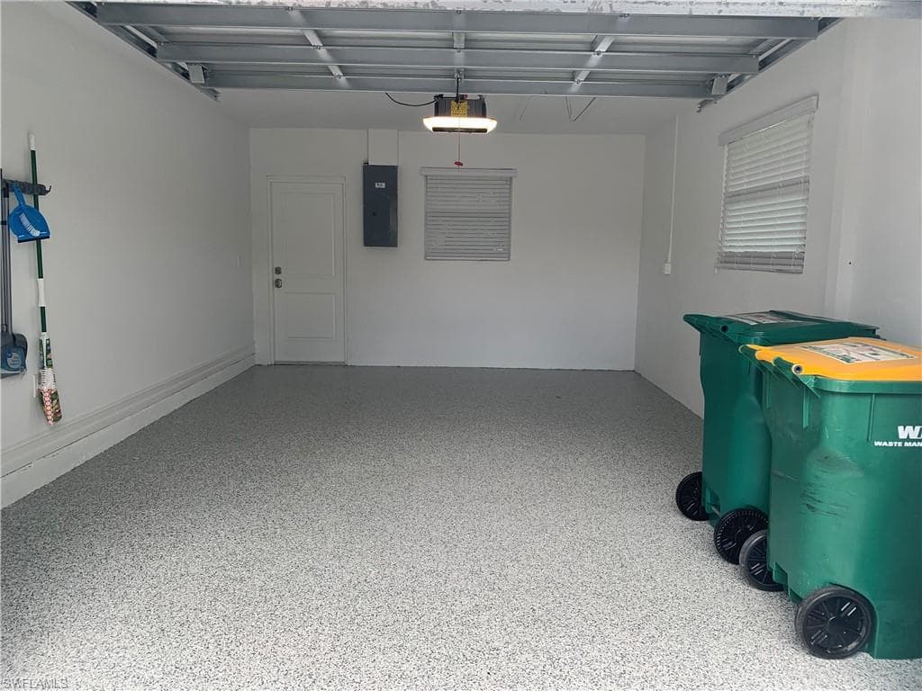 310 Carnaby CT, NAPLES FL 34112-14