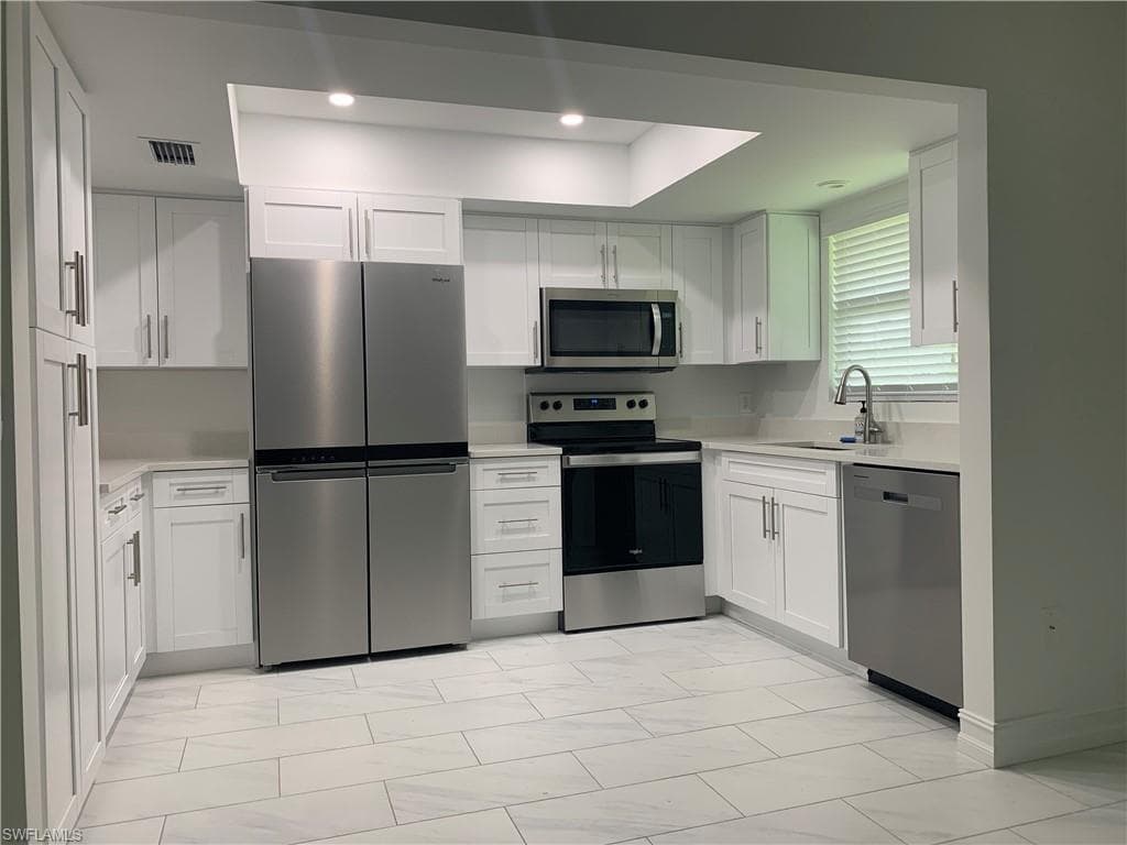 310 Carnaby CT, NAPLES FL 34112-3