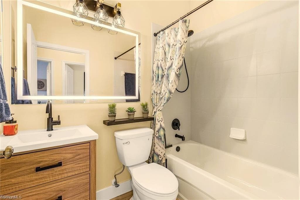 13841 Village Creek DR, FORT MYERS FL 33908-16