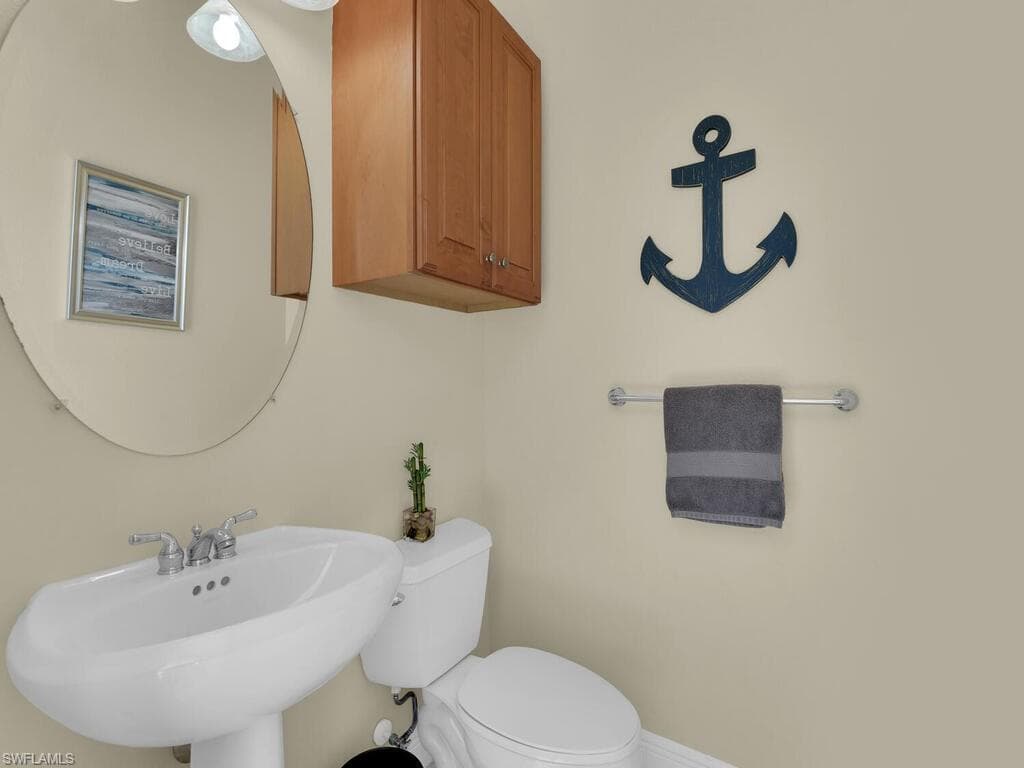 6480 Pine Cone CT, FORT MYERS FL 33912-40