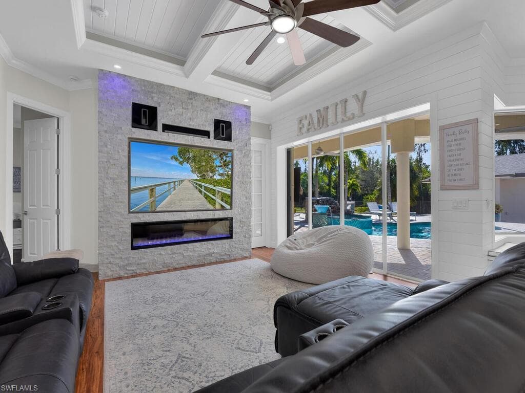 6480 Pine Cone CT, FORT MYERS FL 33912-10