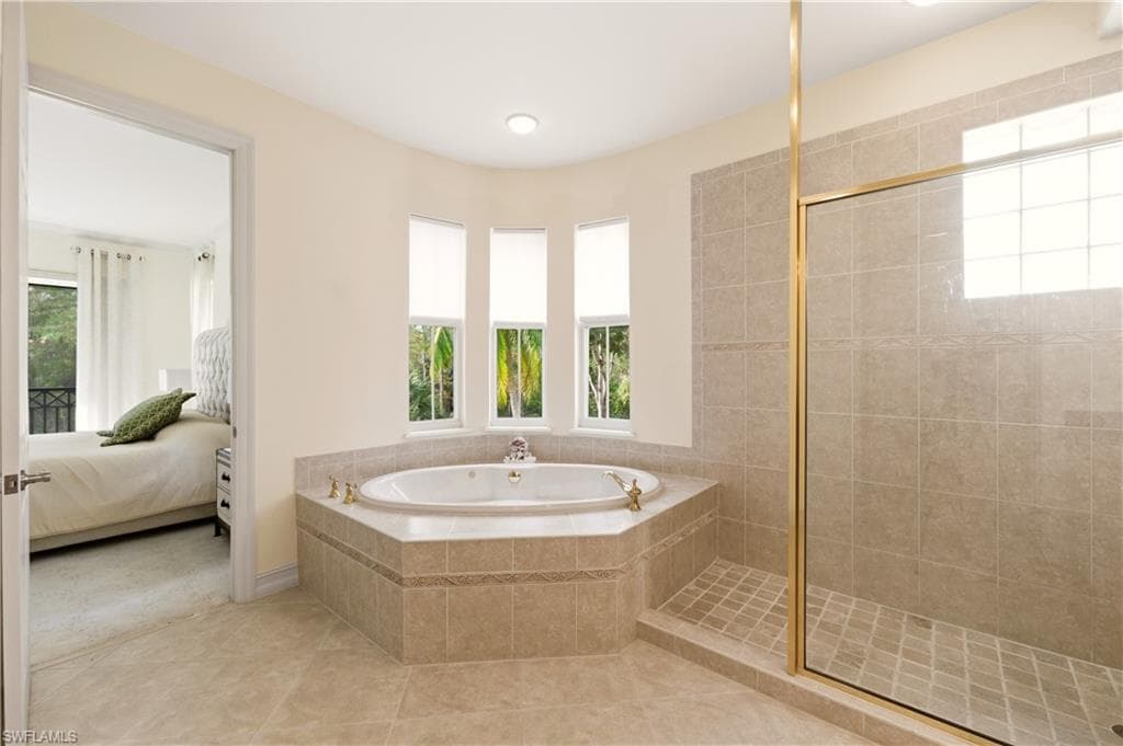 2843 Tiburon BLVD E 7-102-27