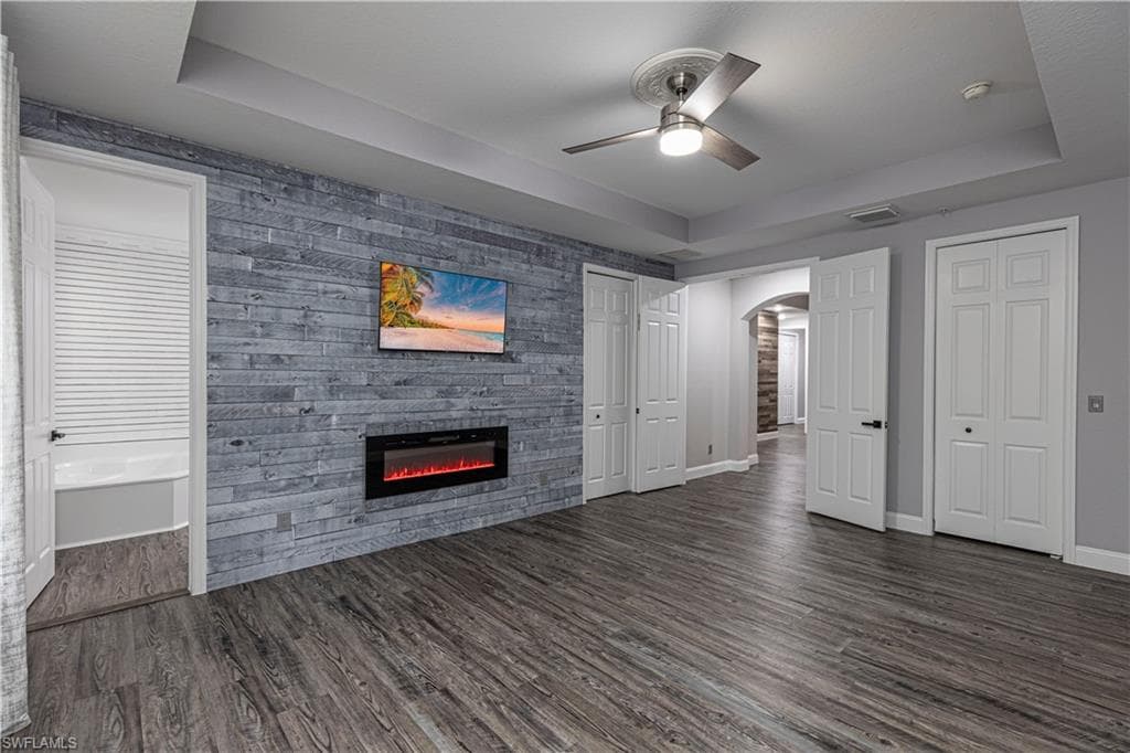 1330 Mariposa CIR # 103, NAPLES FL 34105-13