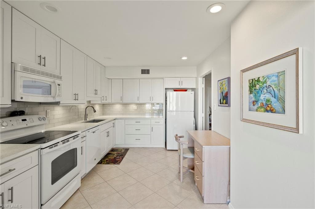 200 Periwinkle WAY # 315, SANIBEL FL 33957-13