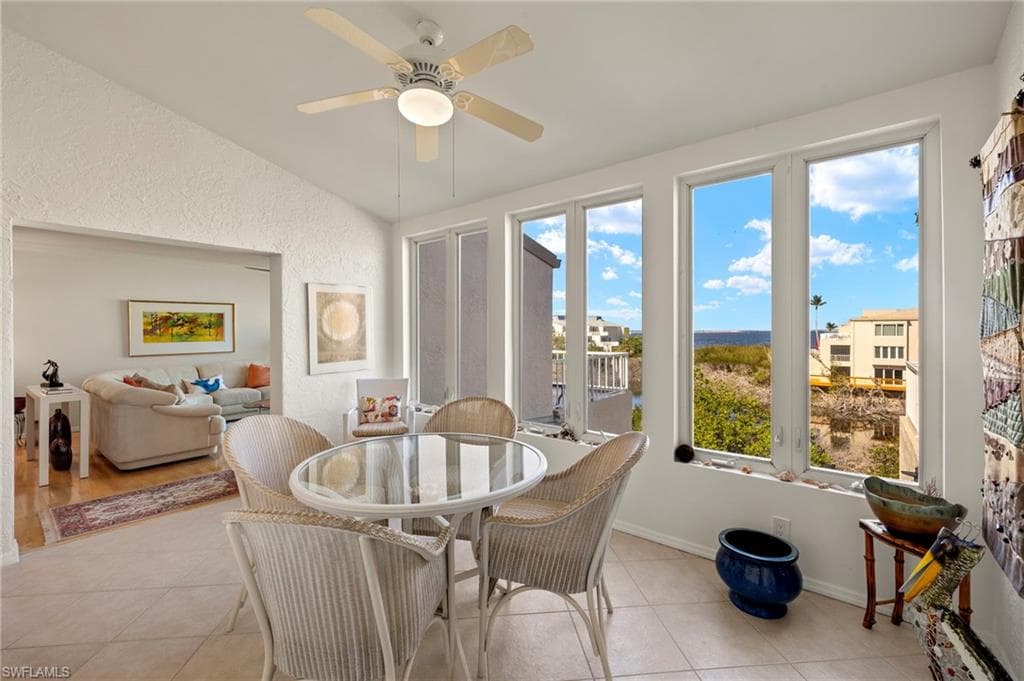 200 Periwinkle WAY # 315, SANIBEL FL 33957-10