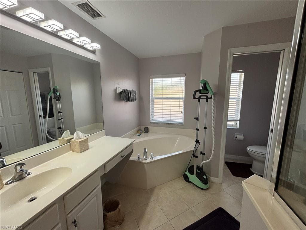 9450 Silver Pine LOOP, FORT MYERS FL 33967-22