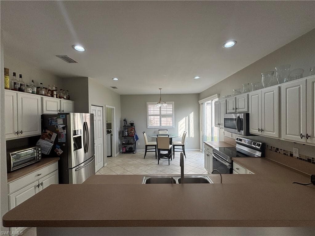9450 Silver Pine LOOP, FORT MYERS FL 33967-7