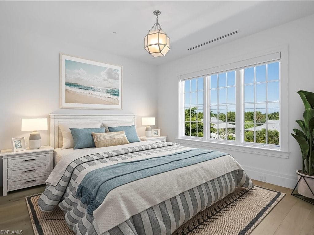 745 12th AVE S # 102, NAPLES FL 34102-32