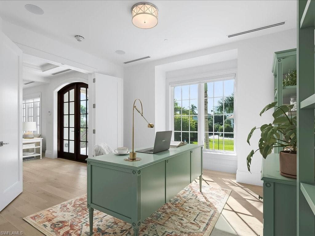 745 12th AVE S # 102, NAPLES FL 34102-28