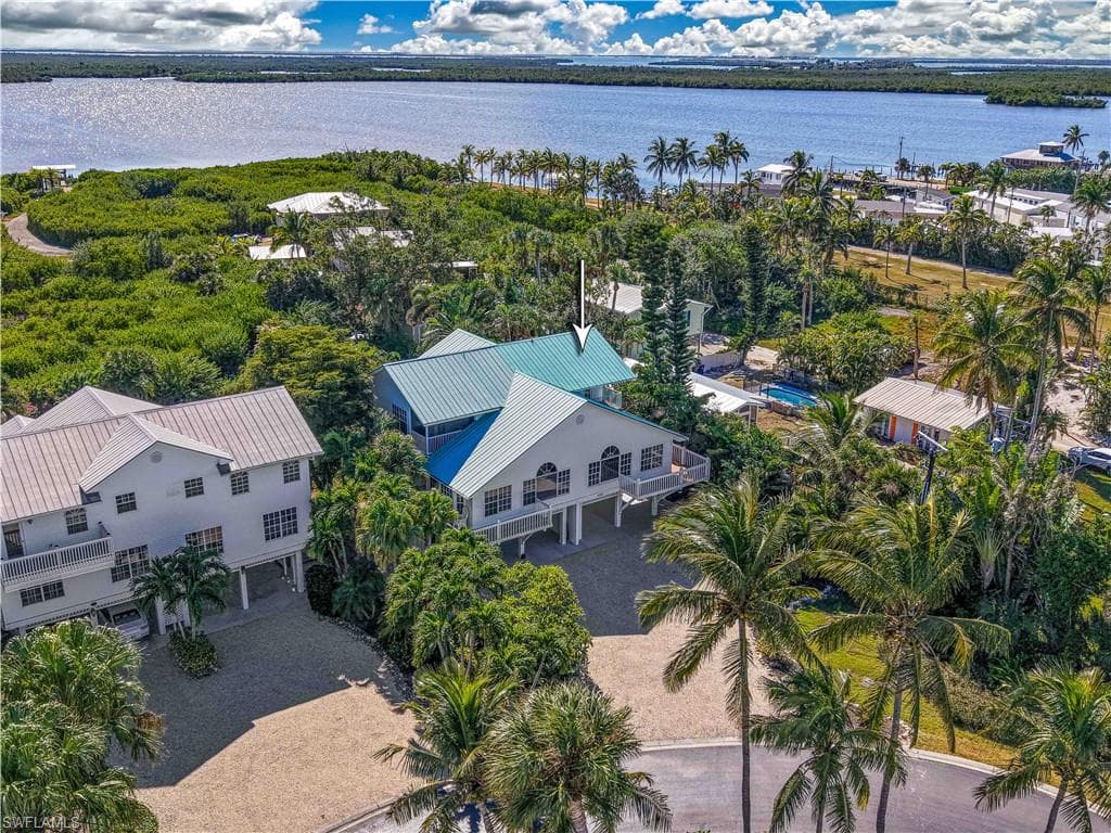 16763 Seagull Bay CT, BOKEELIA FL 33922-2