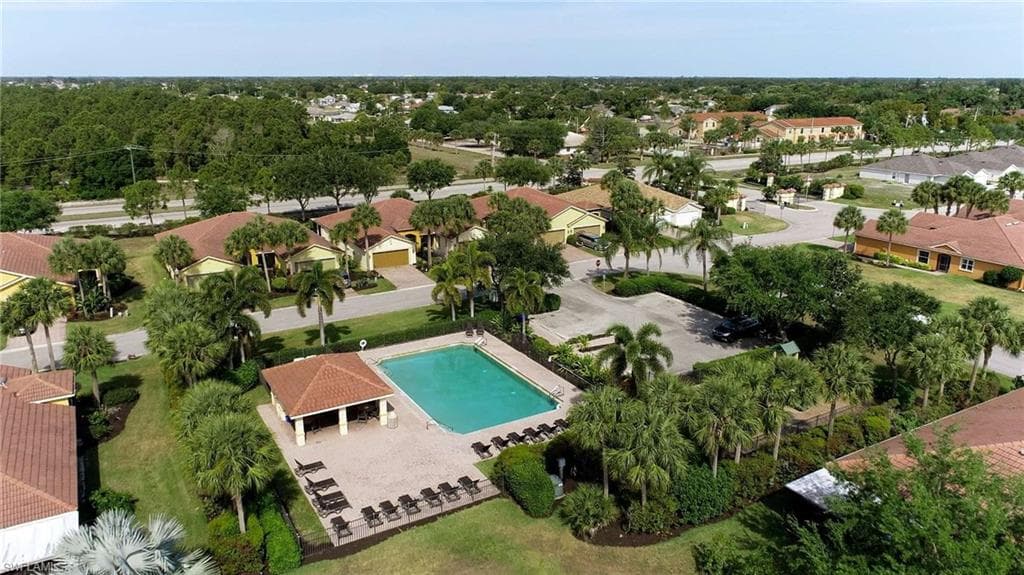 18319 Gibraltar LN, LEHIGH ACRES FL 33936-22