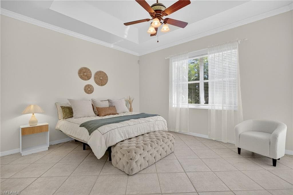 1928 SE 20th LN, CAPE CORAL FL 33990-19