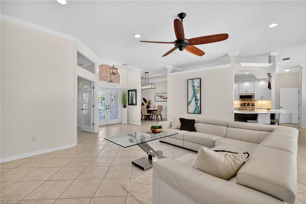 1928 SE 20th LN, CAPE CORAL FL 33990-11