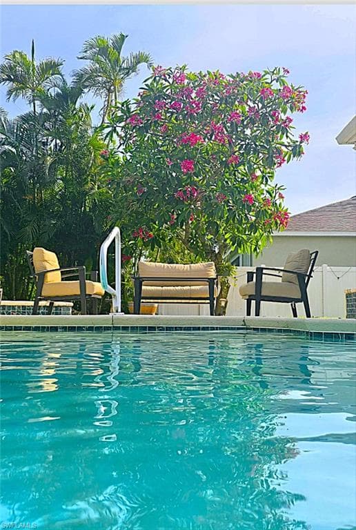 1928 SE 20th LN, CAPE CORAL FL 33990-2