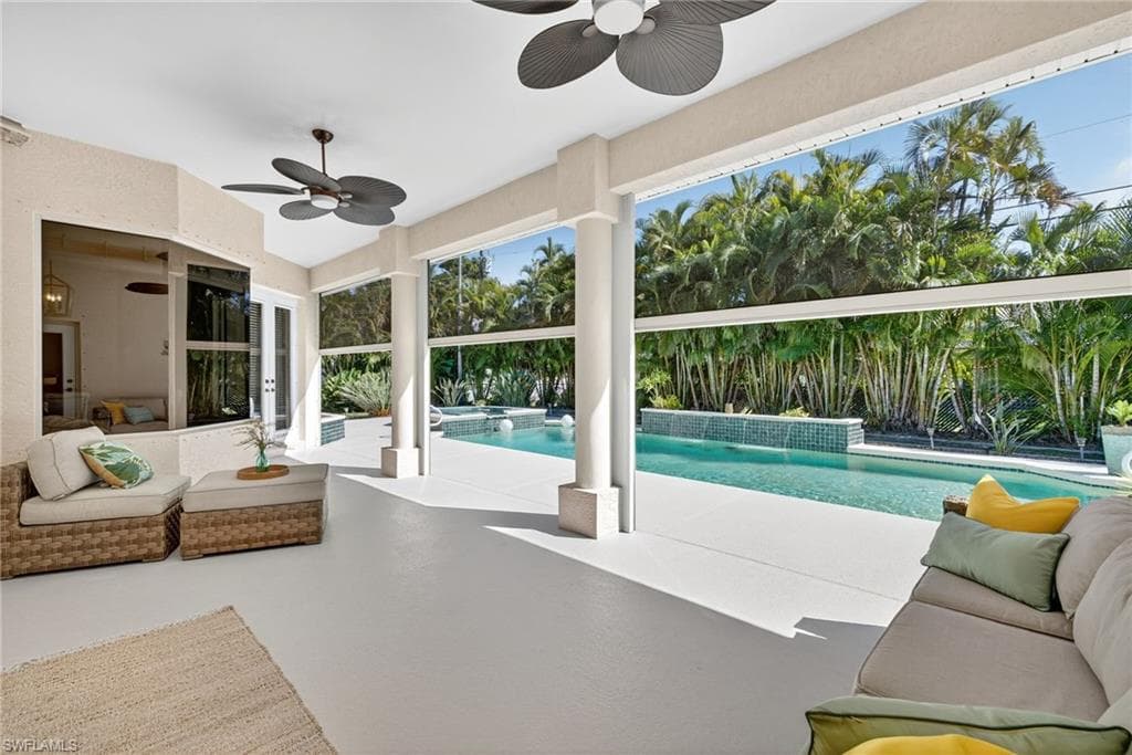 1928 SE 20th LN, CAPE CORAL FL 33990-3