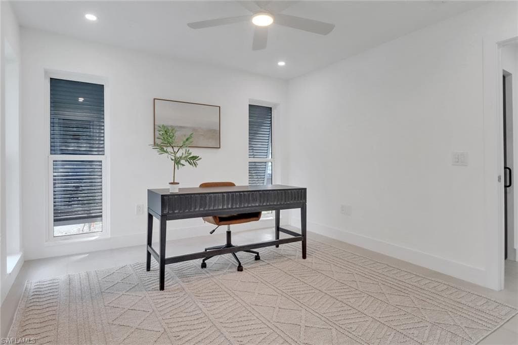 272 Yorkshire CT # 11, NAPLES FL 34112-21