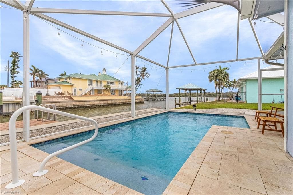 467 Madison CT, FORT MYERS BEACH FL 33931-4