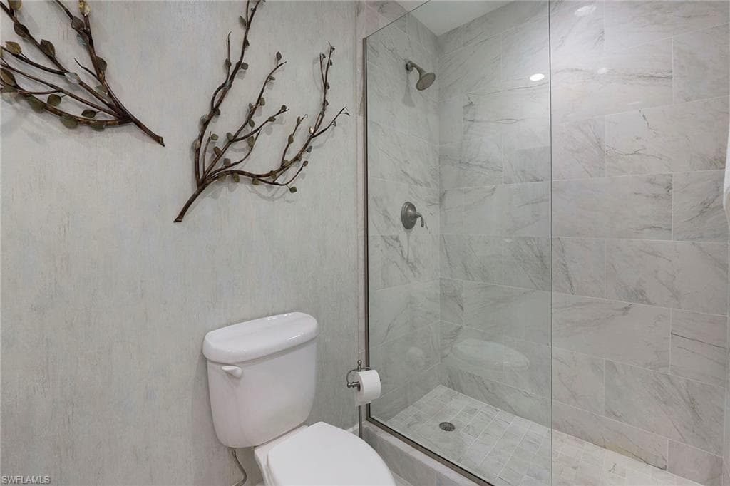 800 River Point DR # 209, NAPLES FL 34102-26