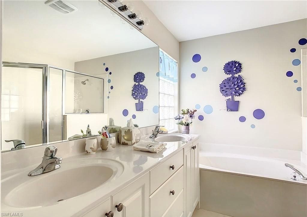 2025 PAINTED PALM DR, NAPLES FL 34119-7