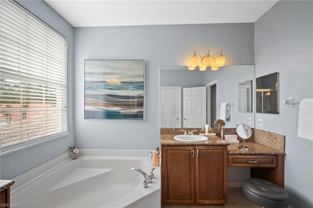 1384 Areca CV, NAPLES FL 34119-35