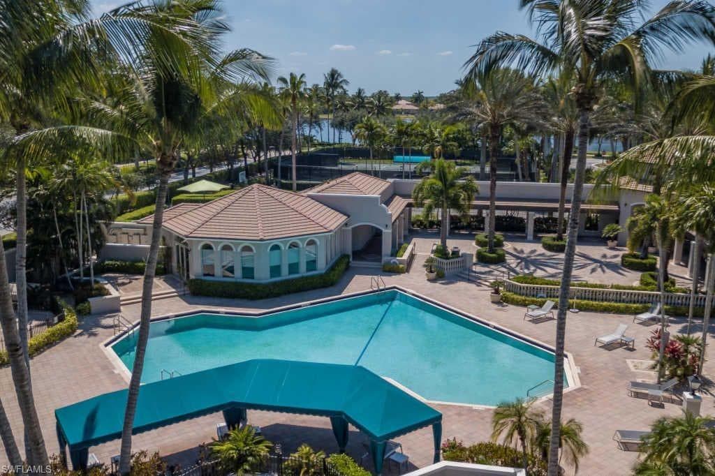 1384 Areca CV, NAPLES FL 34119-47