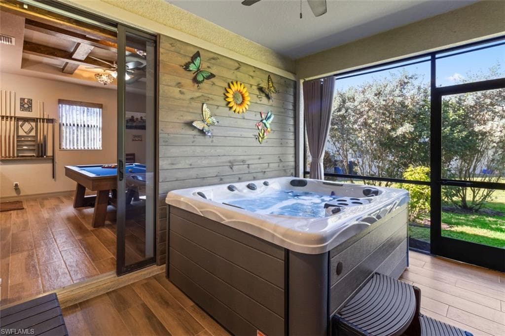 6711 Matt Pledger CT, NORTH FORT MYERS FL 33917-1