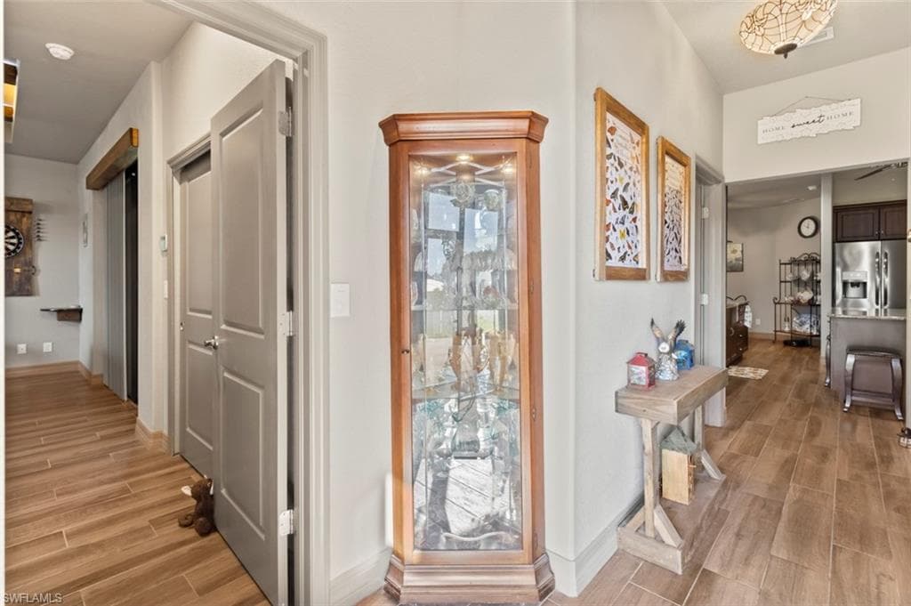 6711 Matt Pledger CT, NORTH FORT MYERS FL 33917-6