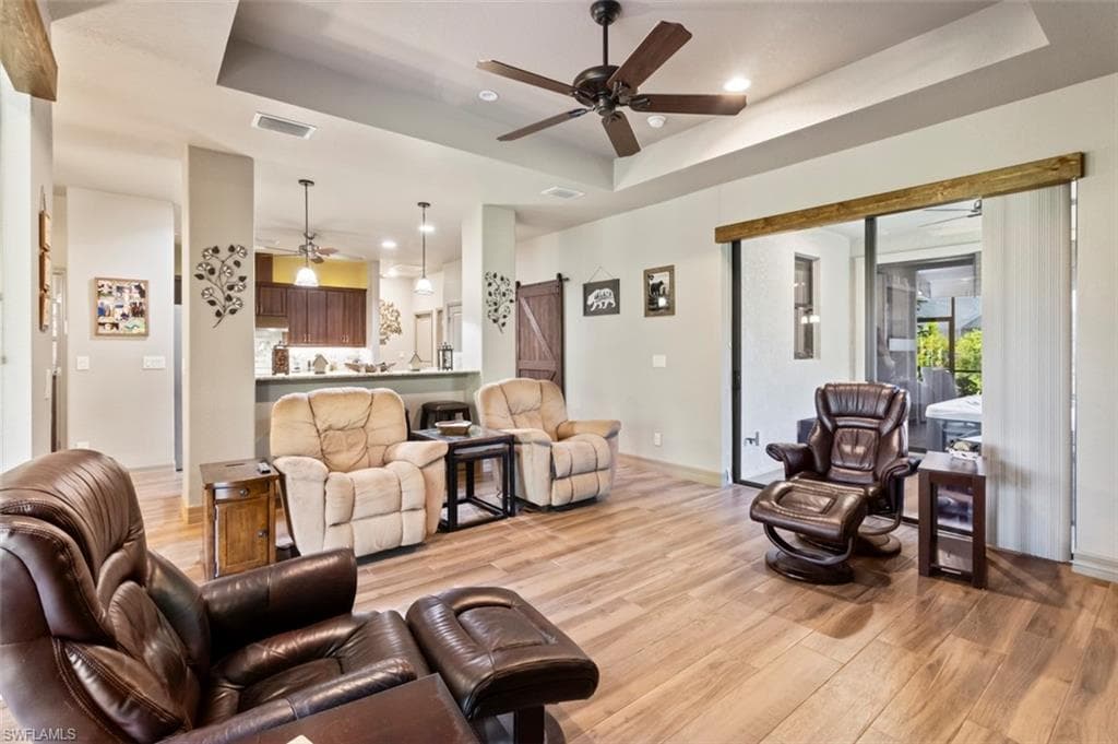 6711 Matt Pledger CT, NORTH FORT MYERS FL 33917-32