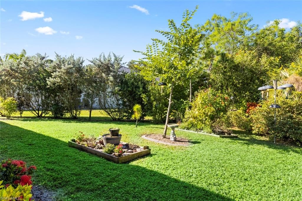 6711 Matt Pledger CT, NORTH FORT MYERS FL 33917-39