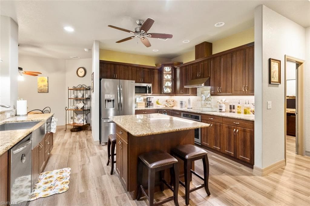 6711 Matt Pledger CT, NORTH FORT MYERS FL 33917-3