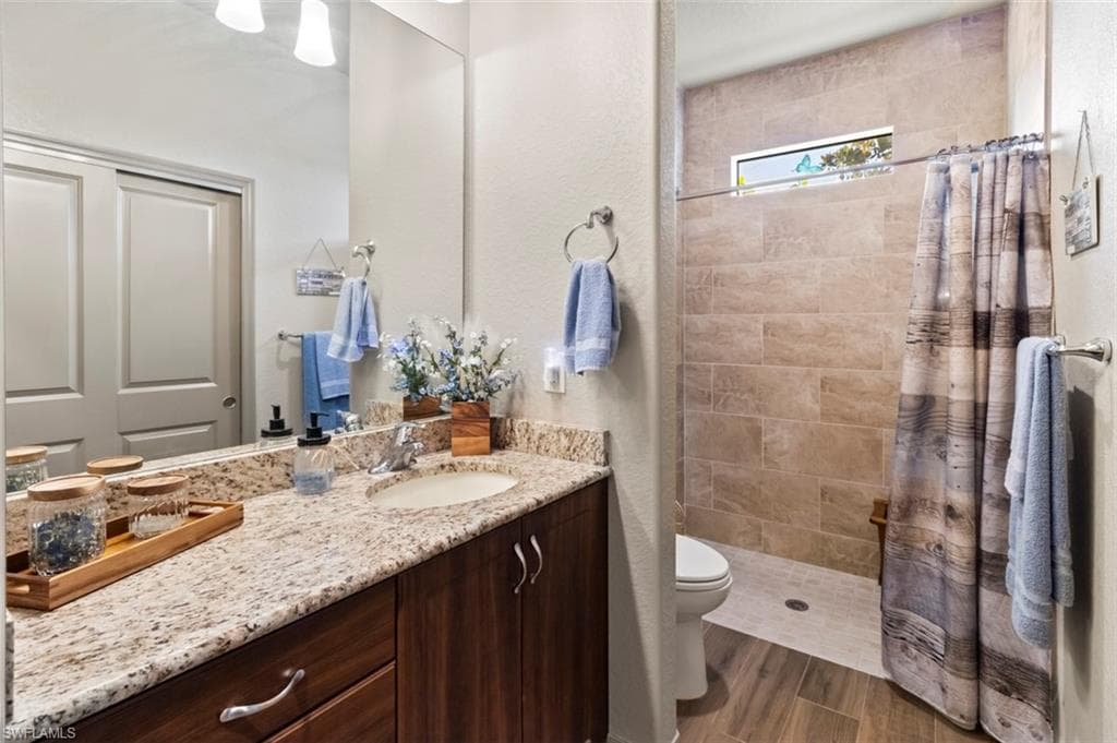 6711 Matt Pledger CT, NORTH FORT MYERS FL 33917-7