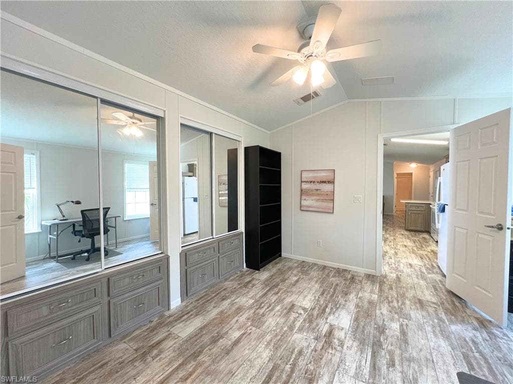 932 Palm DR # 274, NAPLES FL 34114-14