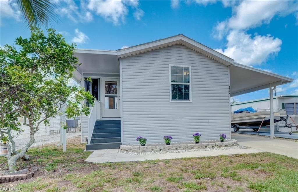 932 Palm DR # 274, NAPLES FL 34114-18