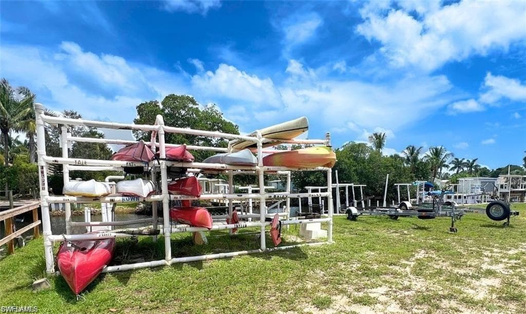 932 Palm DR # 274, NAPLES FL 34114-24