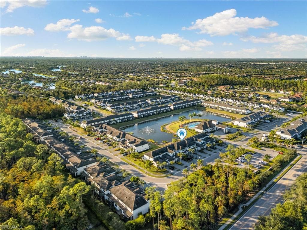 7421 Rockefeller DR, NAPLES FL 34119-29