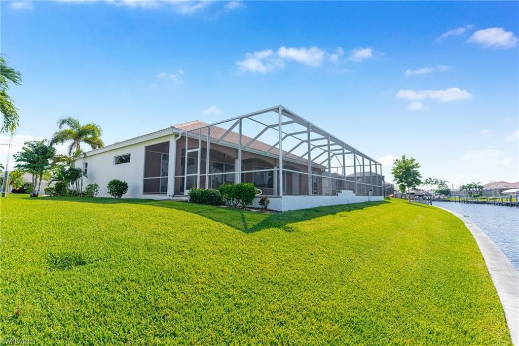 2202 SE 19th PL, CAPE CORAL FL 33990-29