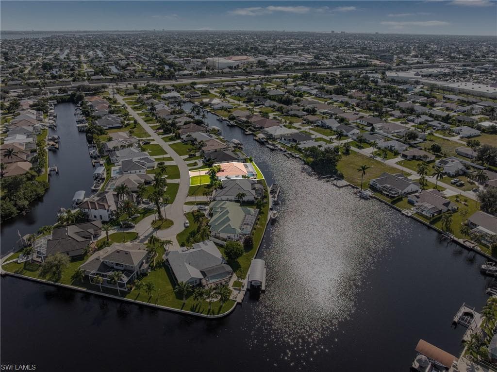 2202 SE 19th PL, CAPE CORAL FL 33990-33