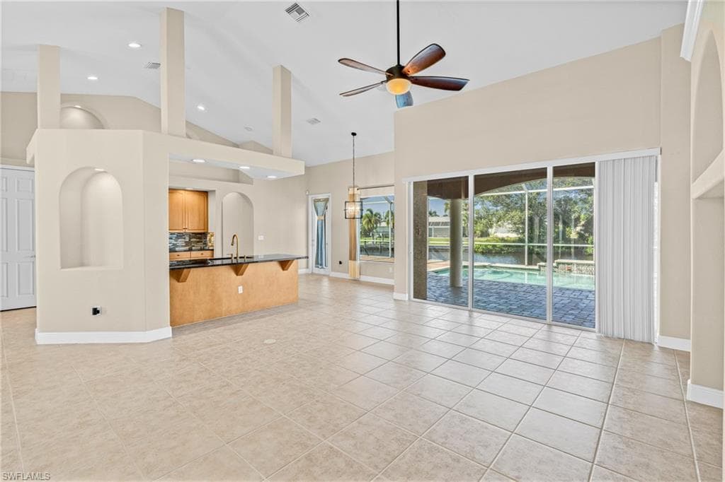 2202 SE 19th PL, CAPE CORAL FL 33990-9