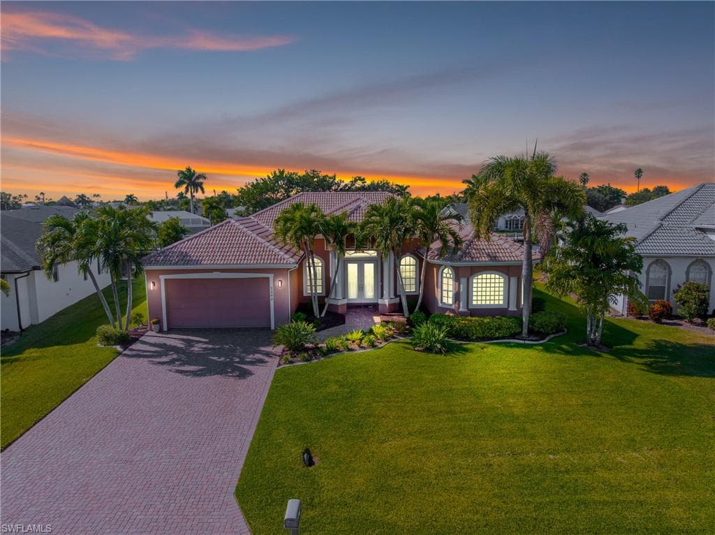 2202 SE 19th PL, CAPE CORAL FL 33990-39