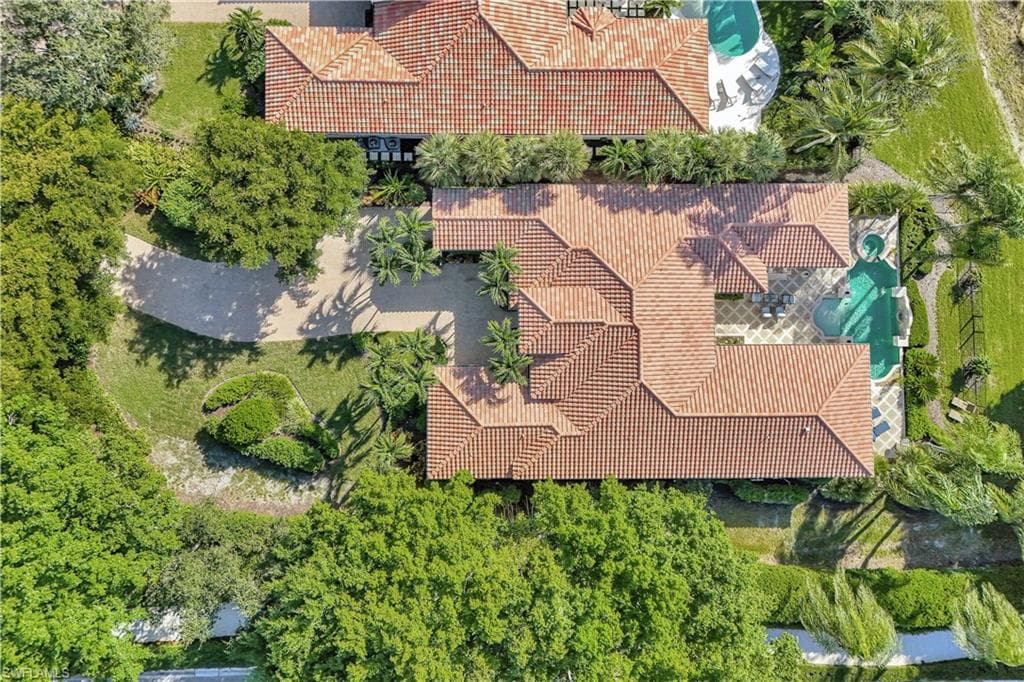 2249 Miramonte CT, NAPLES FL 34105-42