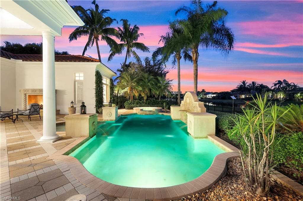 2249 Miramonte CT, NAPLES FL 34105-29