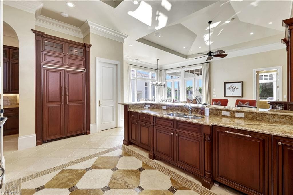 2249 Miramonte CT, NAPLES FL 34105-10