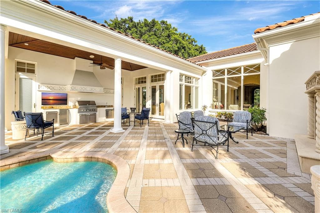2249 Miramonte CT, NAPLES FL 34105-34