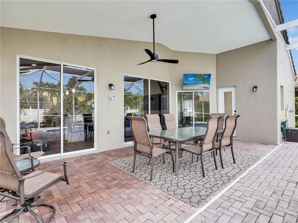 92 Glen Eagle CIR, NAPLES FL 34104-27