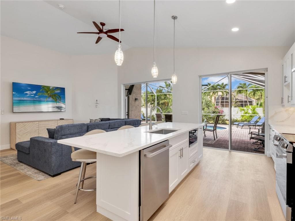 92 Glen Eagle CIR, NAPLES FL 34104-13