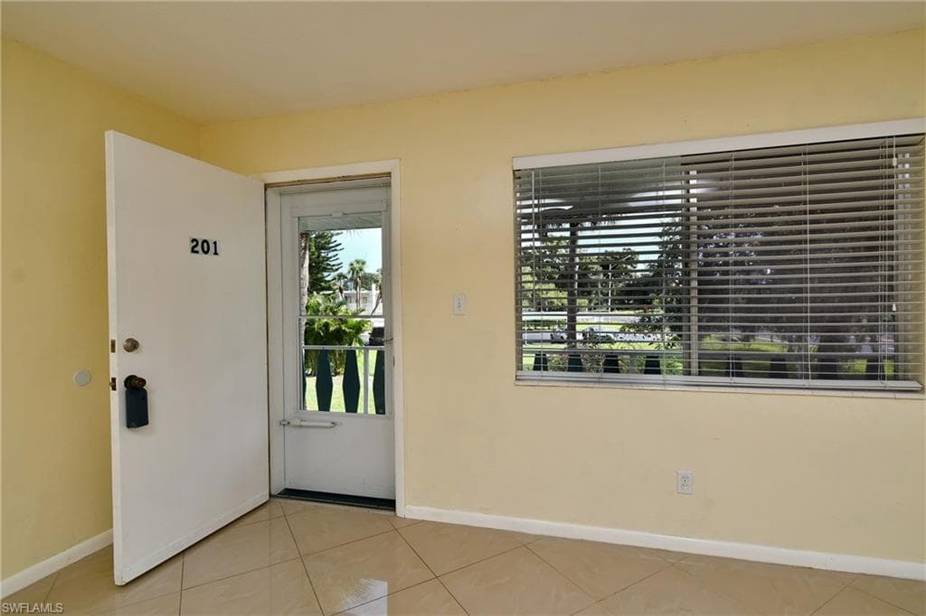 349 Joel BLVD # 201, LEHIGH ACRES FL 33936-3