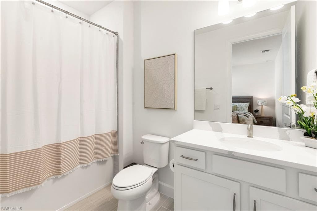 10483 Ventana LN, NAPLES FL 34120-26