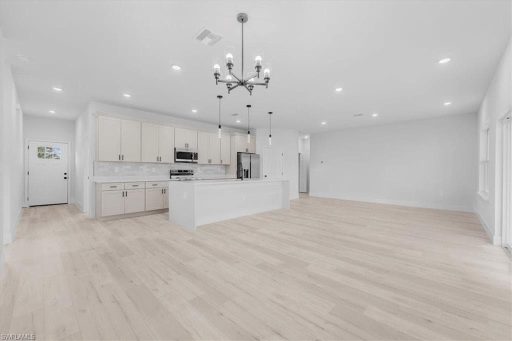 4913 San Ignacio DR, SEBRING FL 33872-1